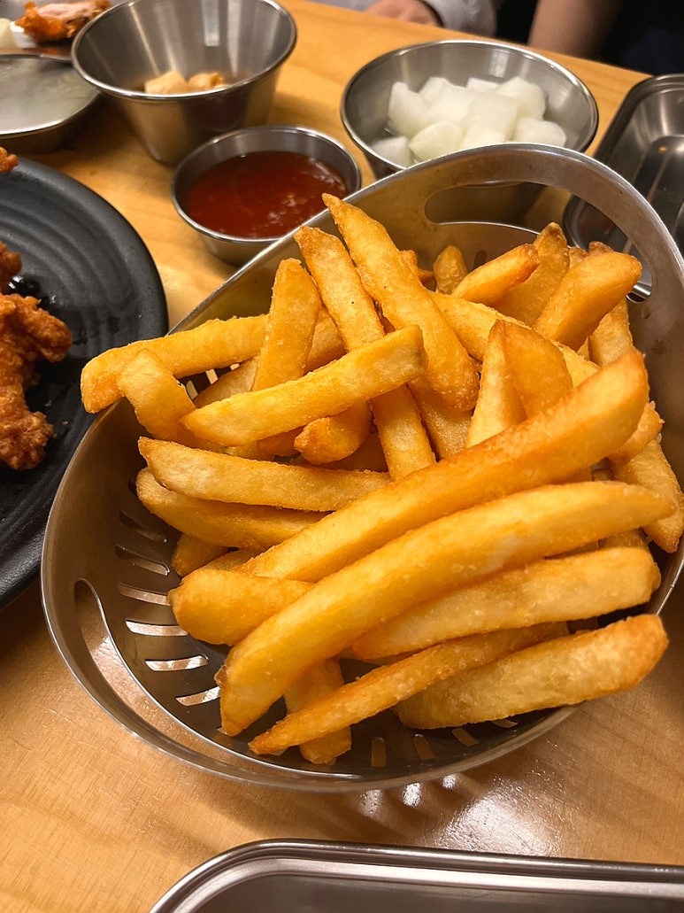 깐부치킨 행당역점 사진 7