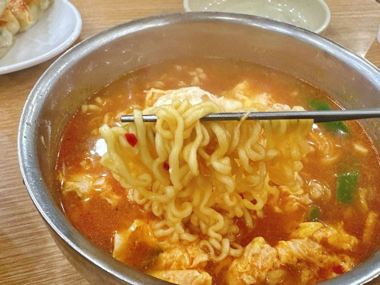 명동음식백화점 사진 6