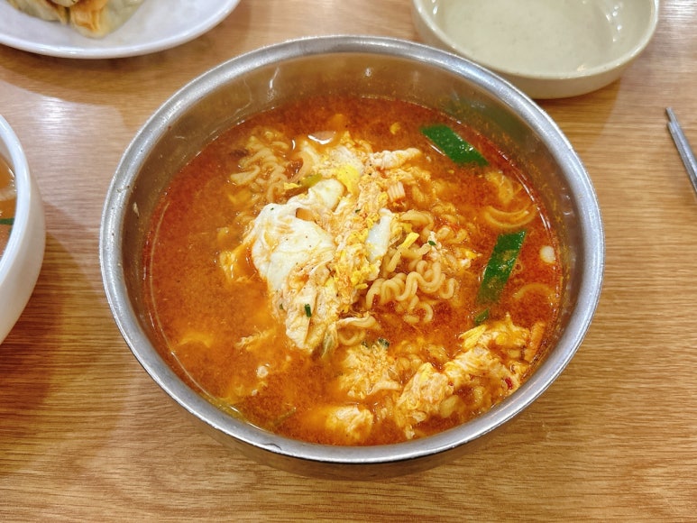 명동음식백화점 사진 5