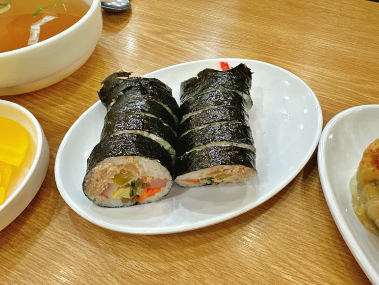 명동음식백화점 사진 7