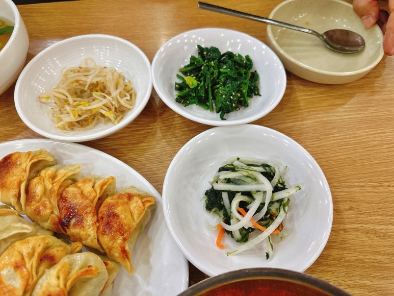 명동음식백화점 사진 3