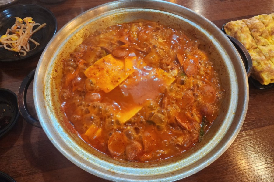 배부장찌개 수원망포점 사진 7