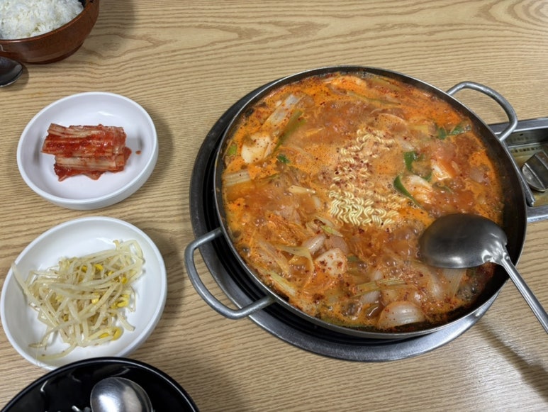 판문점부대찌개 역삼점 사진 8