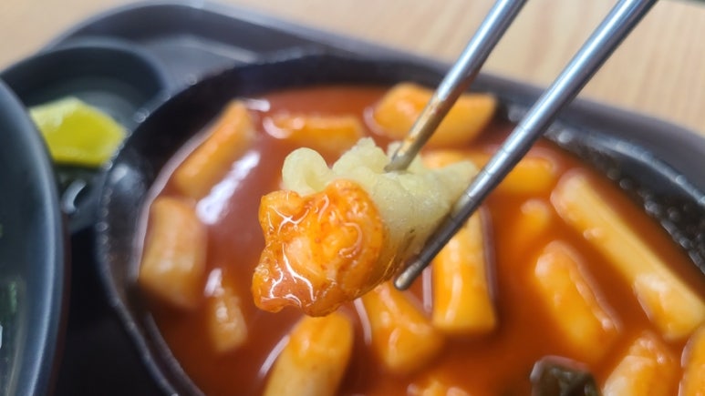 감탄떡볶이 롯데마트송도점 사진 4