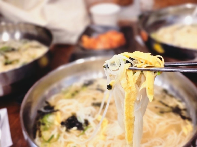 행운동멸치국수 사진 8