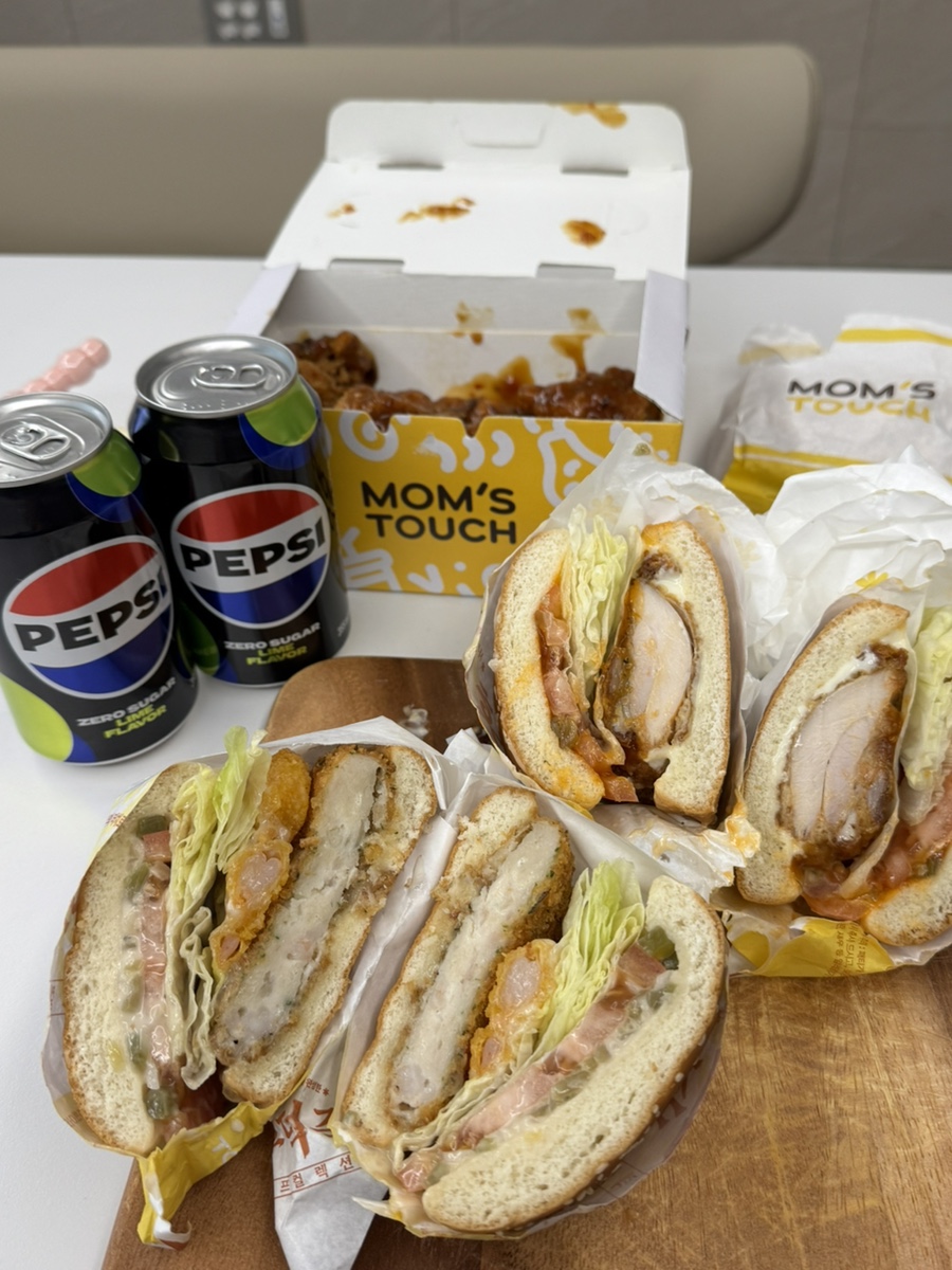 맘스터치 구로디지털단지역점 사진 8