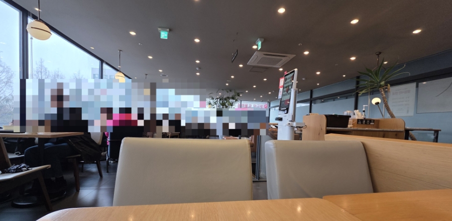 투썸플레이스 수원영통구청점 대표 사진
