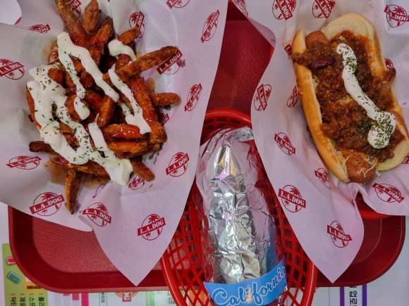 엘에이도그&부리또 코엑스삼성점 사진 7