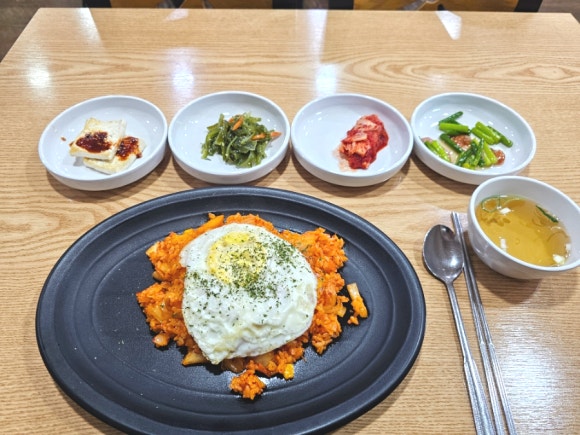 행운동한식분식김밥 사진 3