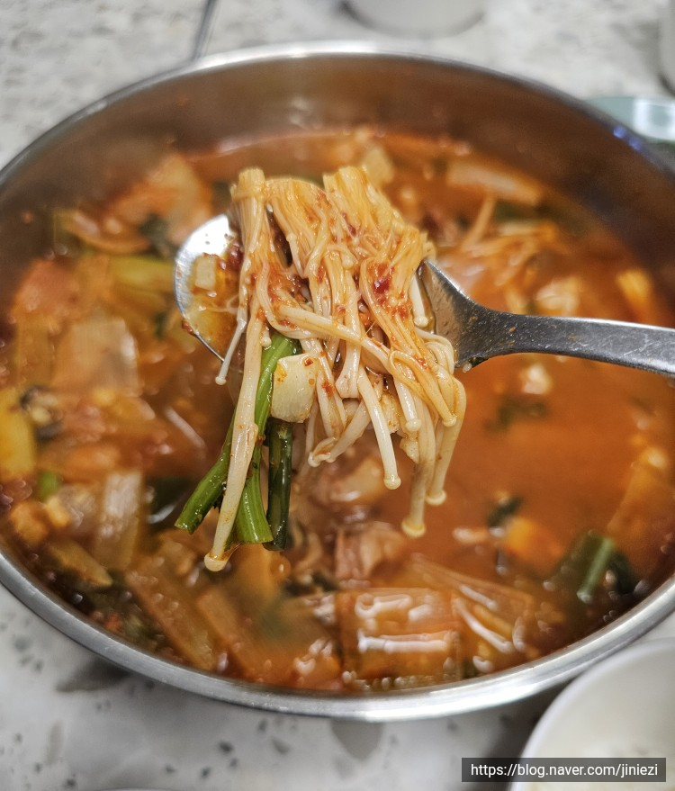 와촌식육식당 영통점 사진 3