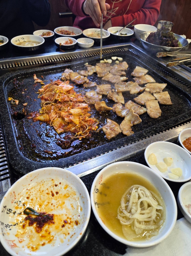 국가대표생고기 영통본점 사진 2