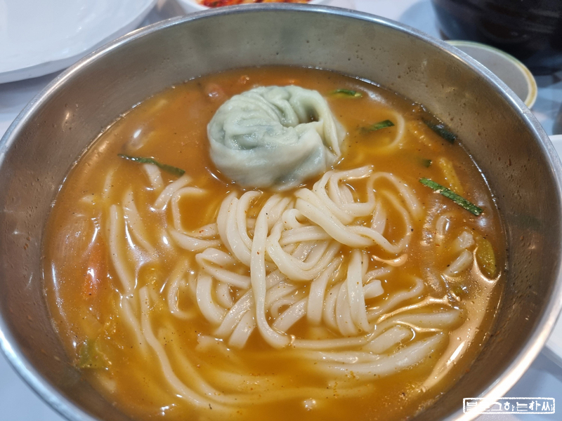 명동칼국수 포스코점 사진 2
