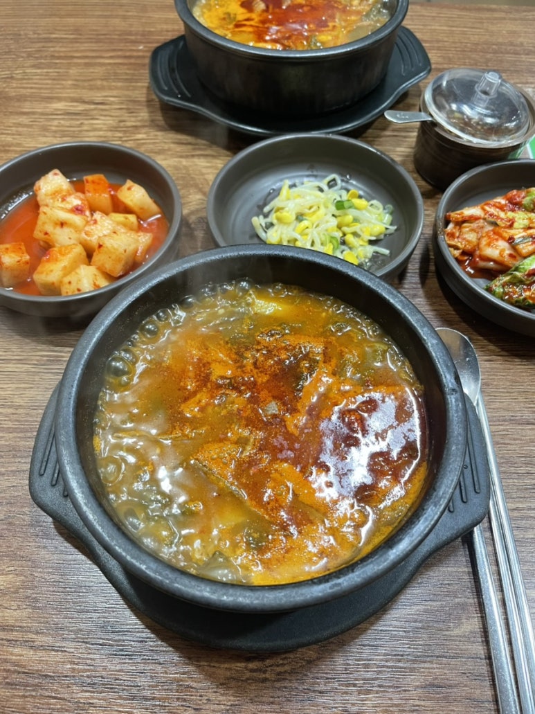 전설애국밥 금천가산점 사진 2