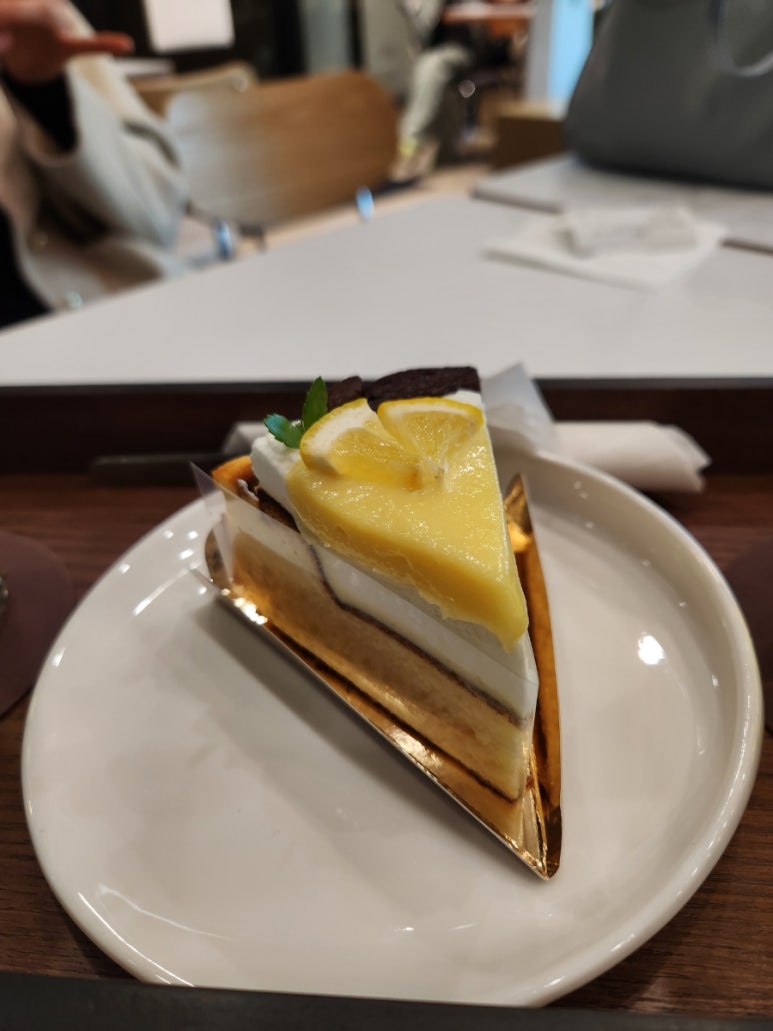 오와케이크 논현학동직영점 사진 5