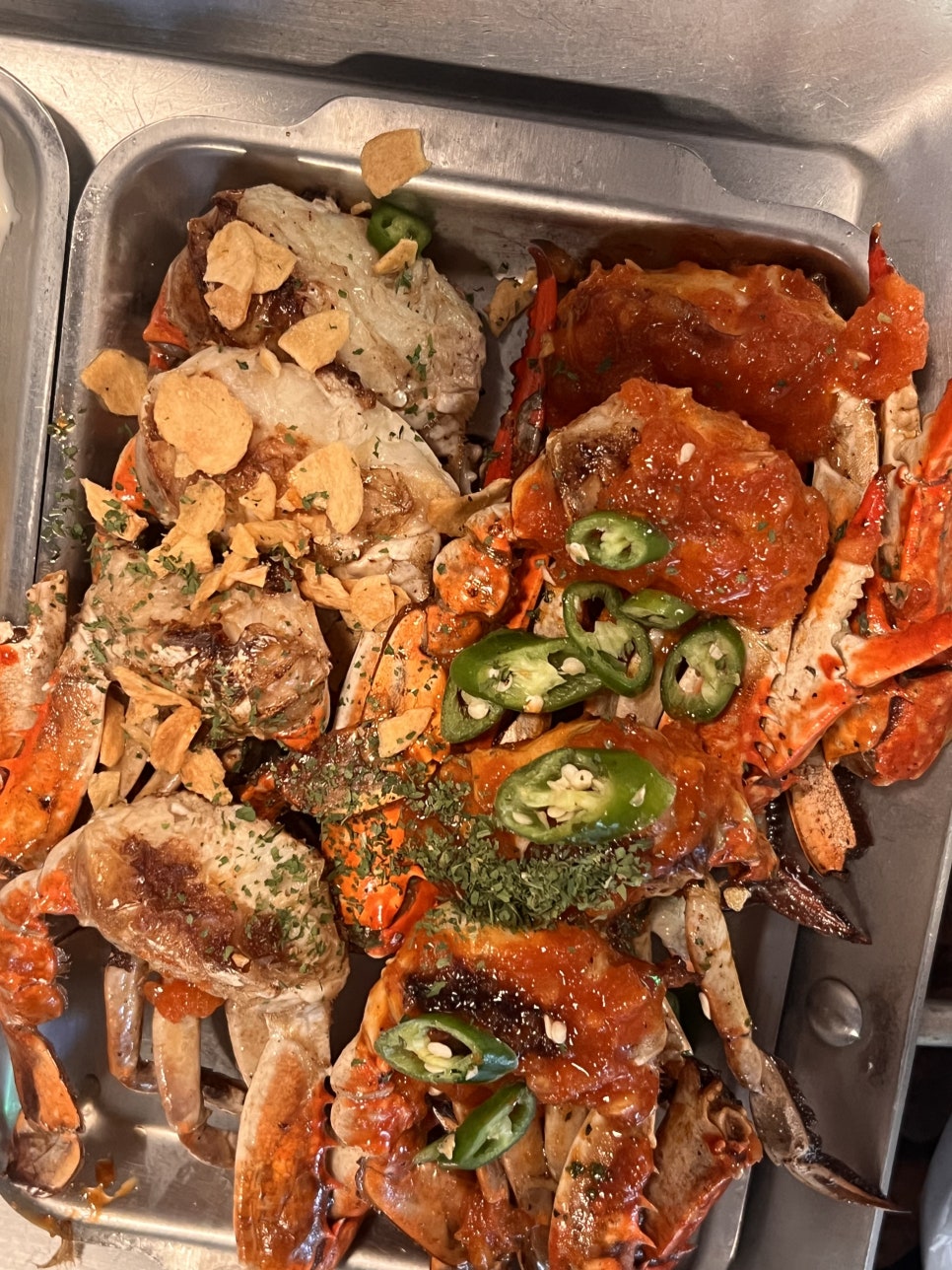 [부산/광안리 맛집] 광안리 핫플 철판요리주점 '볶는집' 솔직 후기 🦀 (꽃게 버터구이 찐맛집) : 네이버 블로그