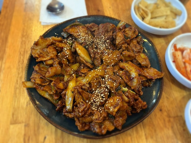 제육의법칙 여의도점 대표 사진