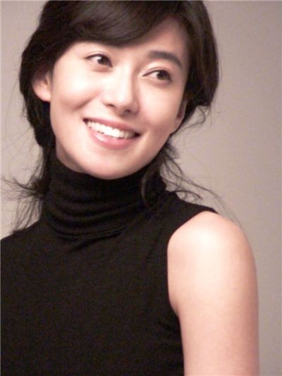 배우 장영남 프로필 나이 결혼 가족 남편 이호웅 아들 자녀 드라마 영화 고향 학력 데뷔 소속사 : 네이버 블로그
