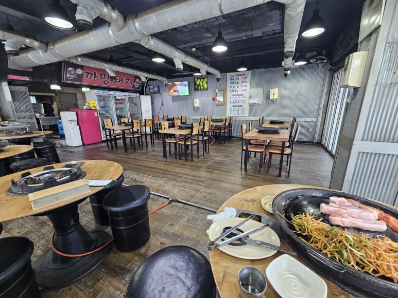 까망돼지 사진 7