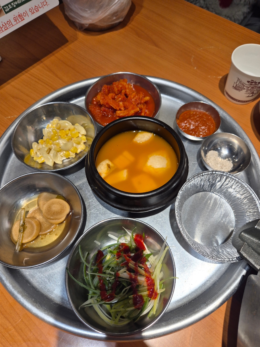 효자동솥뚜껑 명동1호점 사진 4