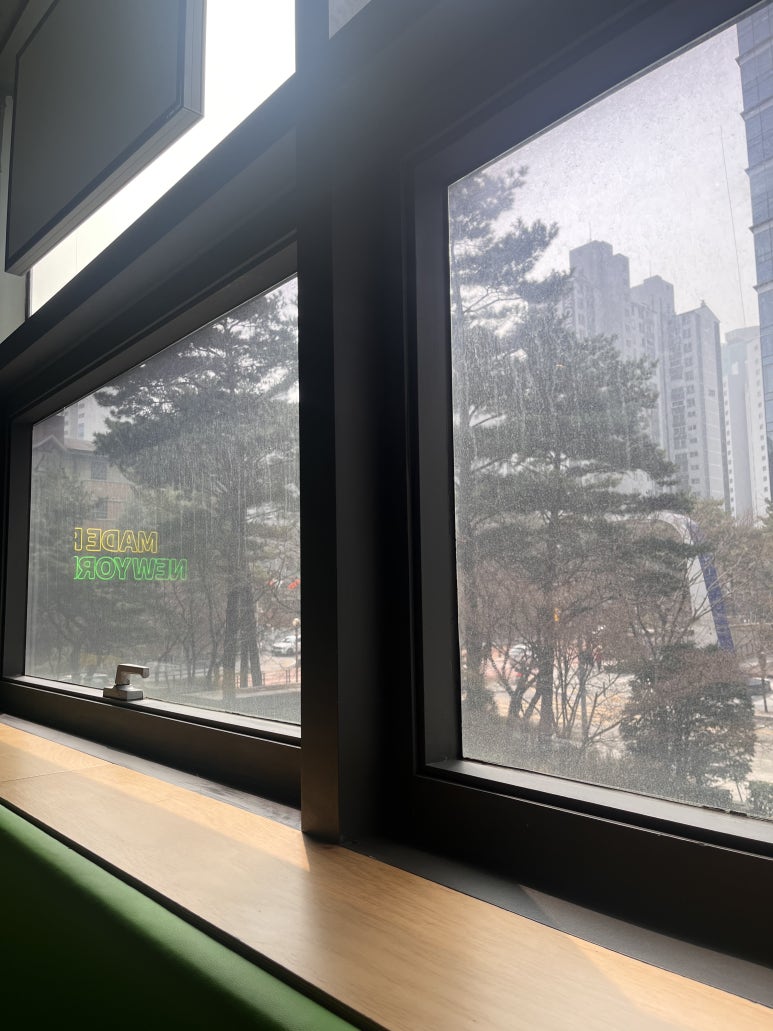 뉴욕버거 마포상암점 사진 6