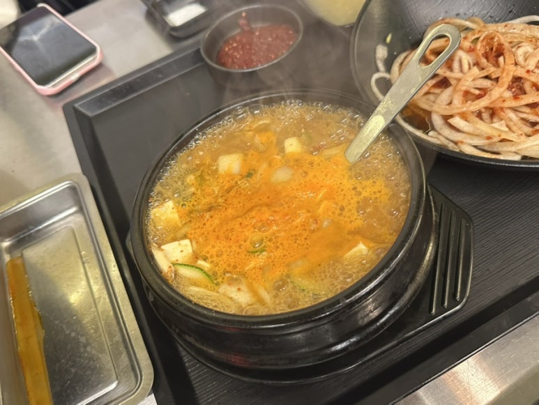 상구네솥뚜껑삼겹살 홍대점 사진 4