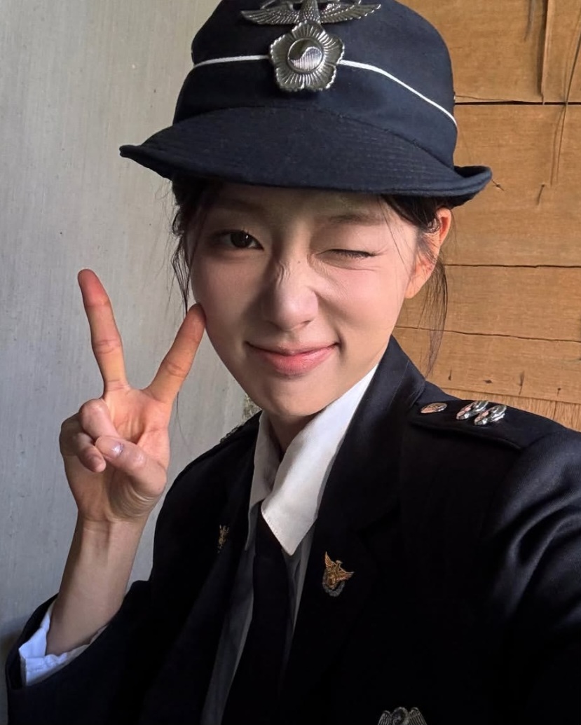 시즌1과는 또 다른 천장미가 될지 정예인의 변신 한번 기다려봐야겠어요~ 이 글도