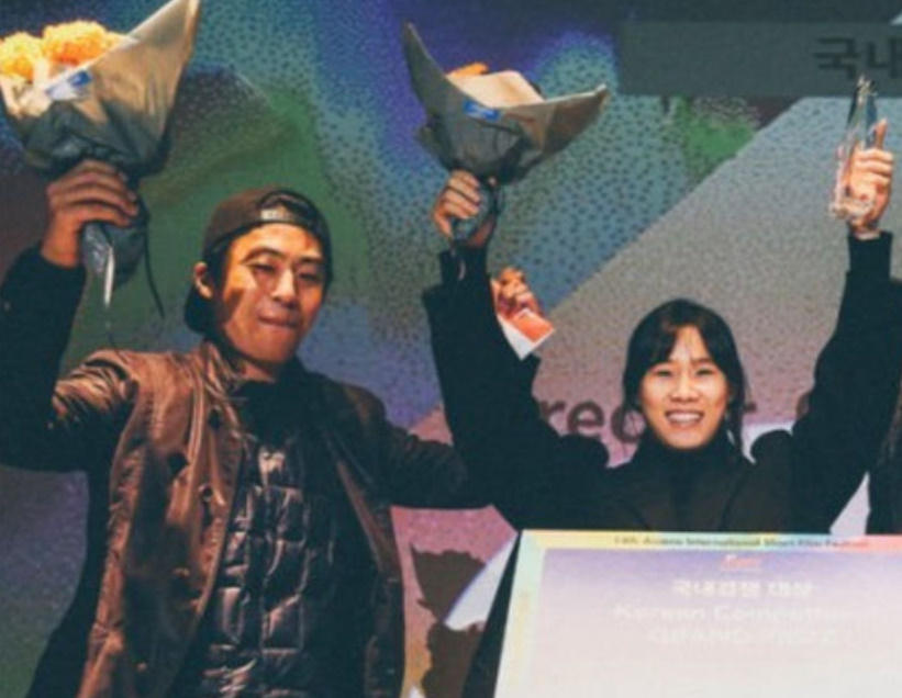 이후 2021년에 <모가디슈>가 흥행하며 다시 주목을 받았고, 넷플릭스 오리지널