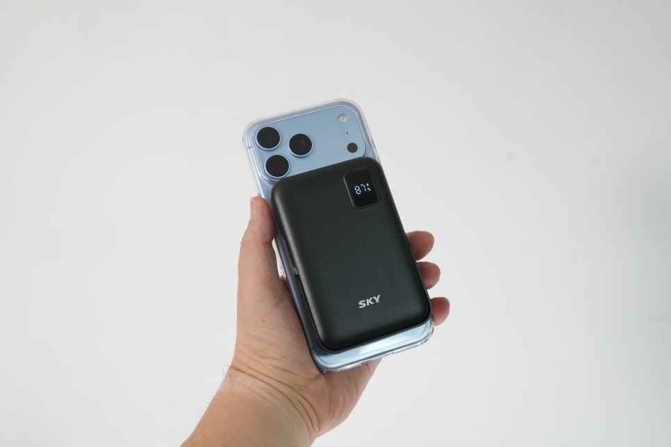 스카이 반고체 보조배터리, 아이폰에 붙여 쓰는 필 솔리드 10000mAh