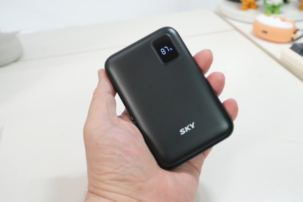 스카이 반고체 보조배터리, 아이폰에 붙여 쓰는 필 솔리드 10000mAh