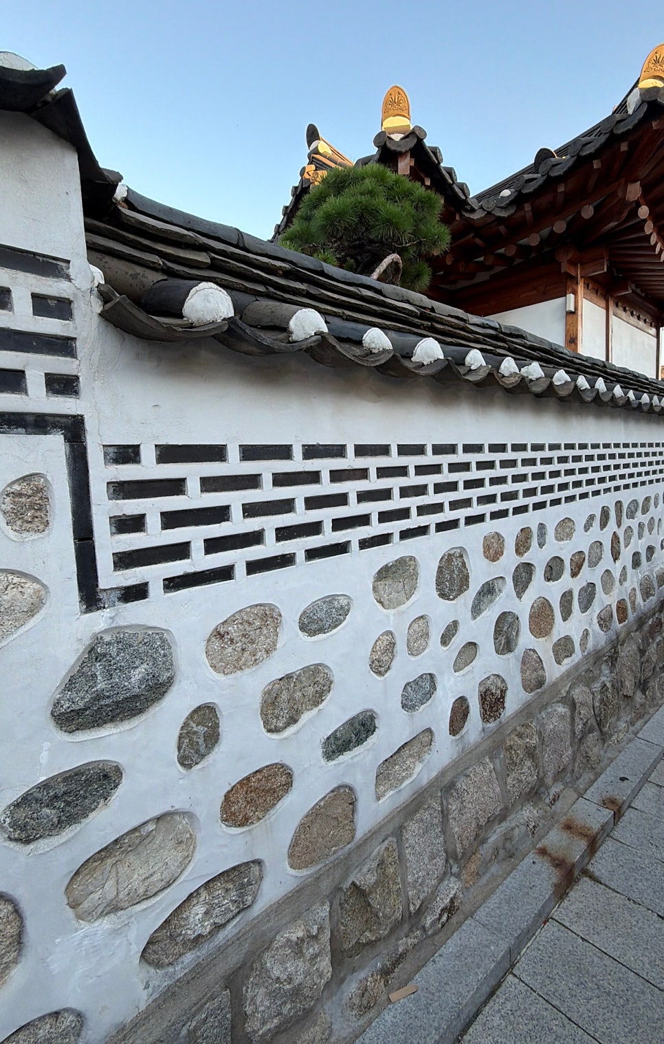 BUKCHON ROUTE · KAIROS DESIGN