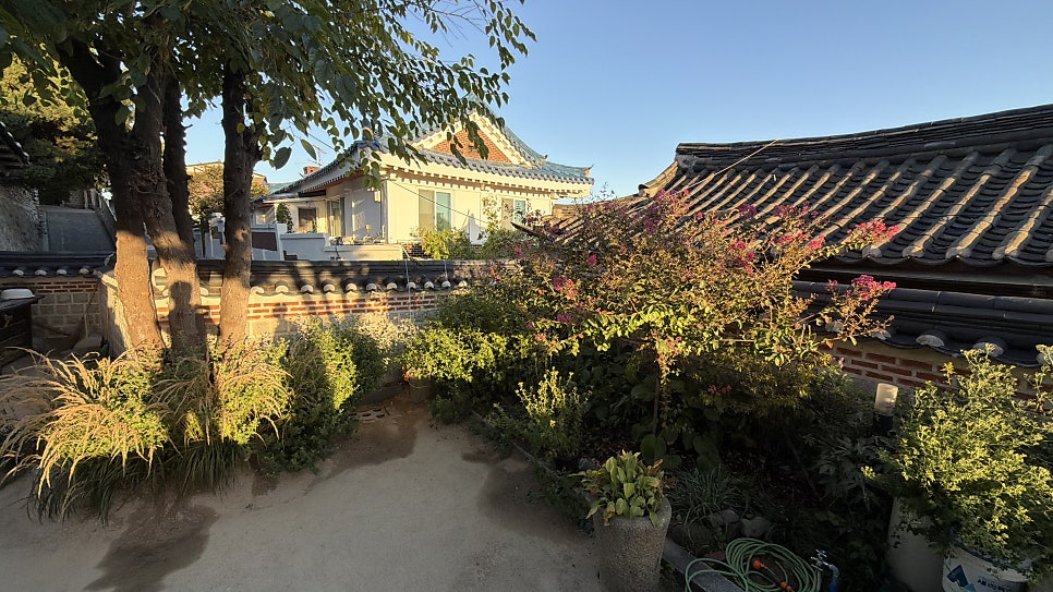 BUKCHON ROUTE · KAIROS DESIGN