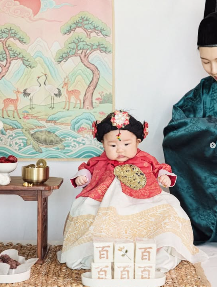 딸 백일인데 남편은 일본에 결국 내시가 되어버린 유명 모델 엄마｜사람들이 걸린 대목은?