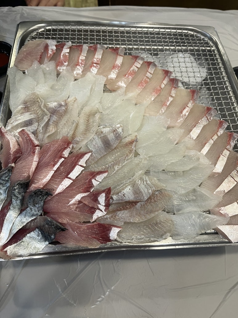[동해] 20년 넘게 운영된 묵호 횟집 맛집 