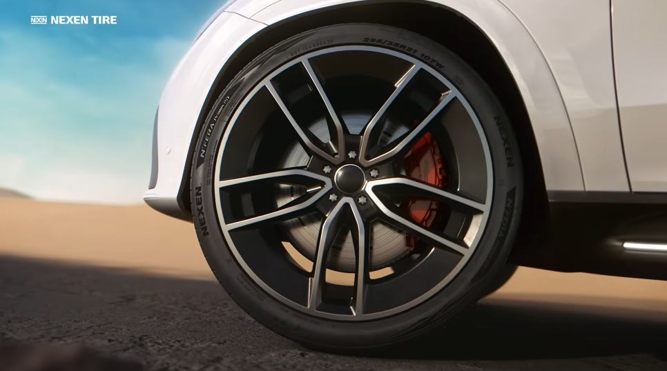  넥센타이어 엔페라 프리머스 UX(N'FERA Primus UX) | EV 루트·AI×VI 기술 적용 프리미엄 타이어 [54초]
