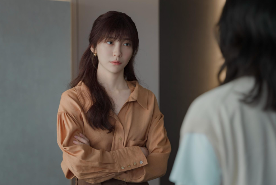얼굴 예쁜 그녀가 한국 여배우 최초 국제에미상 후보, 곤지암부터 은중과 상연까지｜무엇이 바뀌었나?