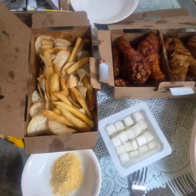 교촌치킨 왕십리1호점 사진 2