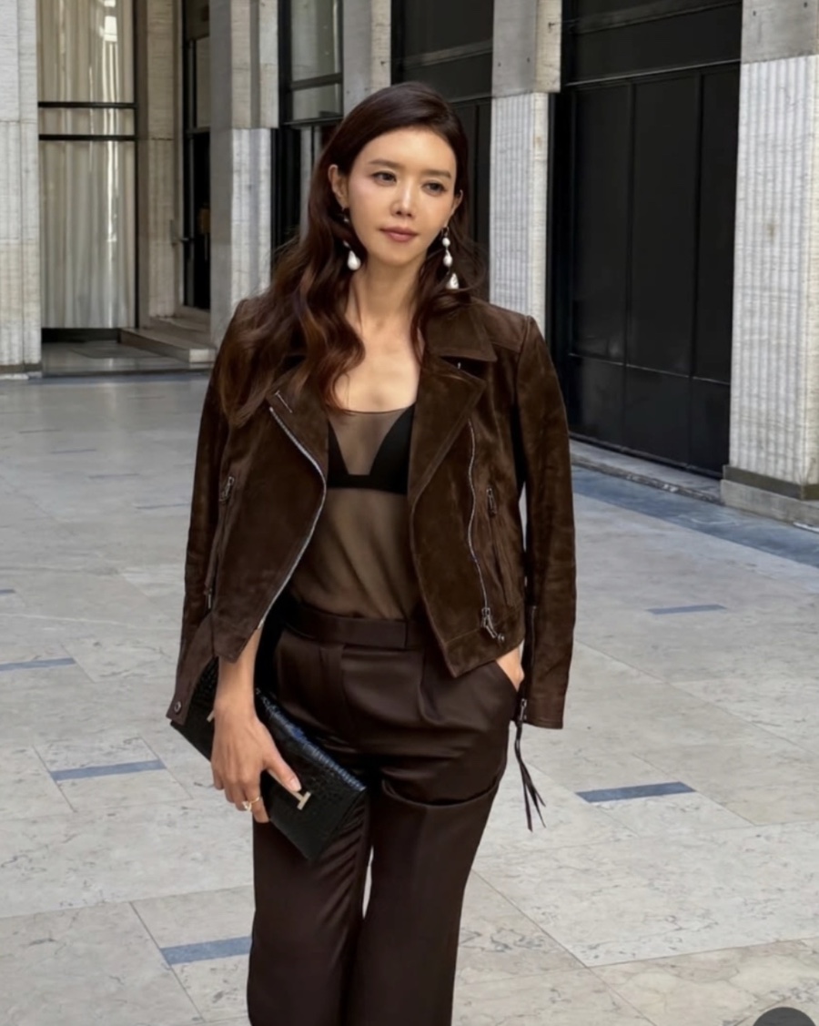 메이크업의 배경은 무엇일까?