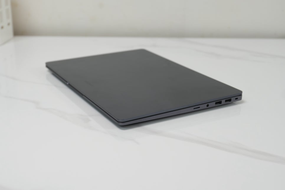 업무용노트북 갤럭시북6 NT740VJT-A72A, 32GB 메모리와 512GB 활용