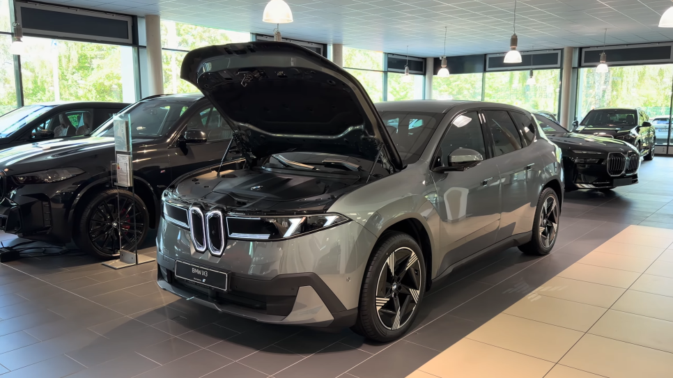 테슬라 대신 BMW 전기차를 뽑는 이유｜무엇이 바뀌었나?