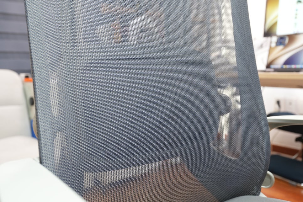 사무용 의자 일하다가 누워서 쉬는 컴퓨터의자 추천, 까르엠 OC13A 마사지까지