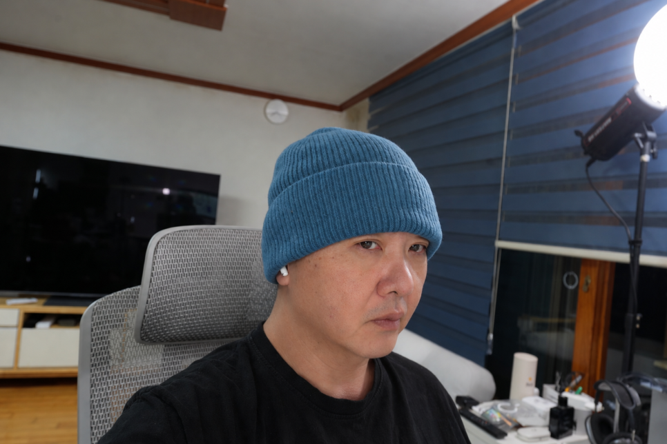 울비니 숏비니, LALL 파란 비니로 맞춘 가을 옷차림