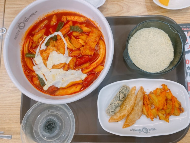 동대문엽기떡볶이 광교중앙점 사진 3