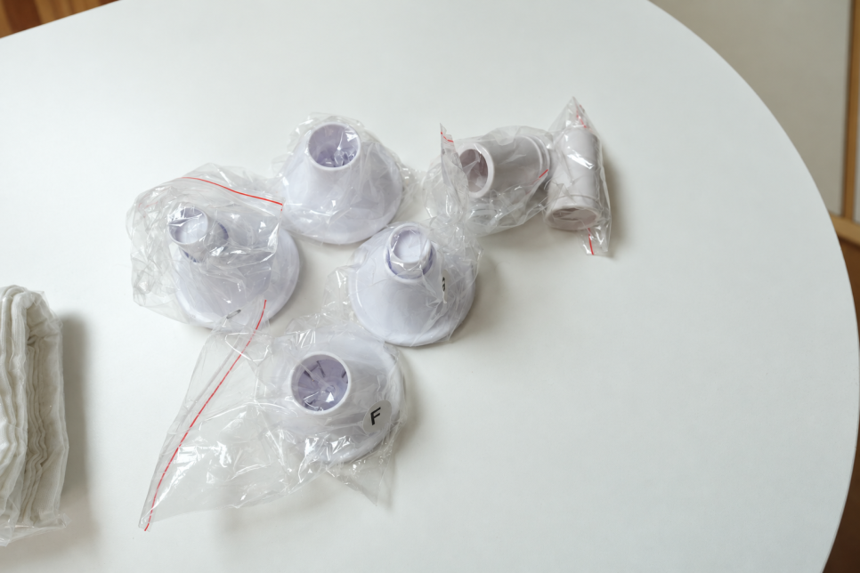 공간분리파티션 까사마루, 맥북 책상 옆에 패브릭 가림막을 세워보니