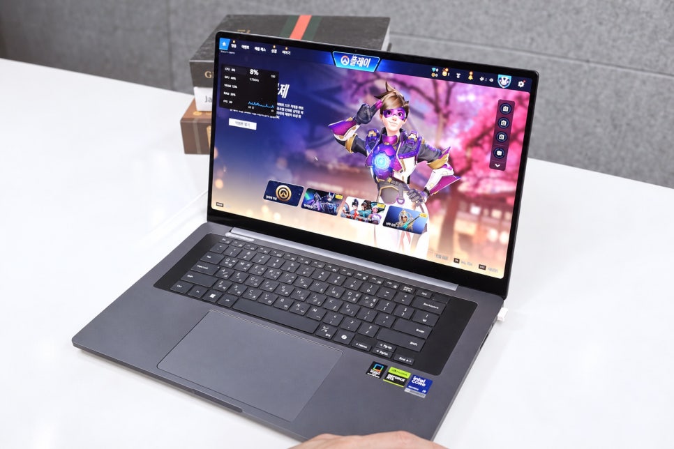 갤럭시북6 울트라 NT960UJH-X94A, 16인치 고성능 노트북이 필요한 작업