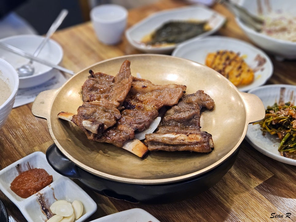 [광주 광산구 돼지갈비 맛집] 단체회식하기 좋은 소촌옥 갈비랑 해물이랑 : 네이버 블로그