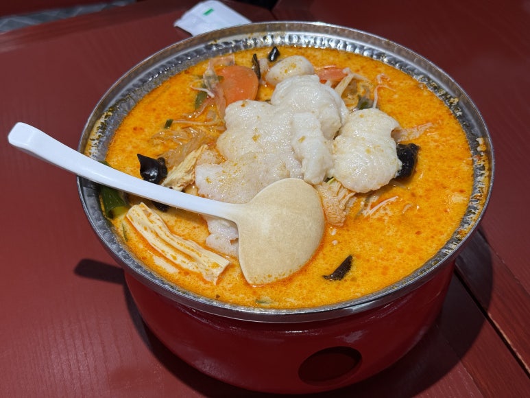 [희가덕 손만두 건대점] 또 방문하고 싶은 건대 중식 맛집, 희삼선만두와 야채생선살핫팟 후기 : 네이버 블로그