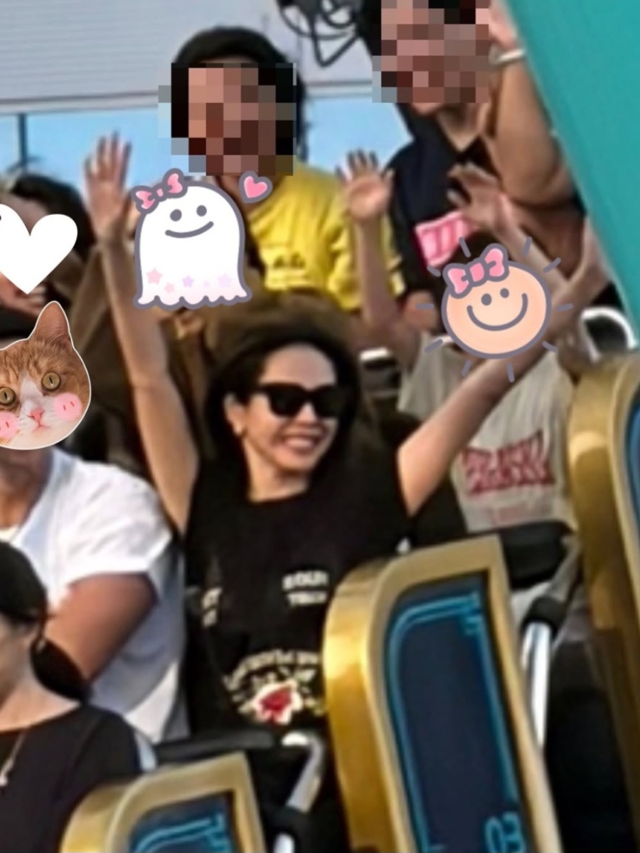 옷이 난해할수록 더 귀엽다? 44세 손예진 일본 여행룩|어떤 내용이 담겼나?