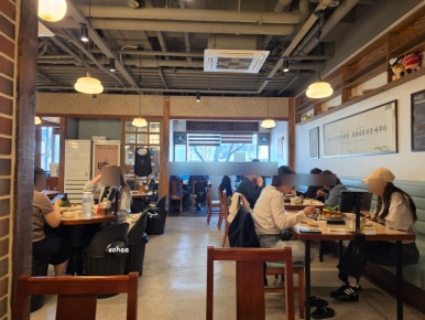 만촌닭갈비 광교본점 사진 4