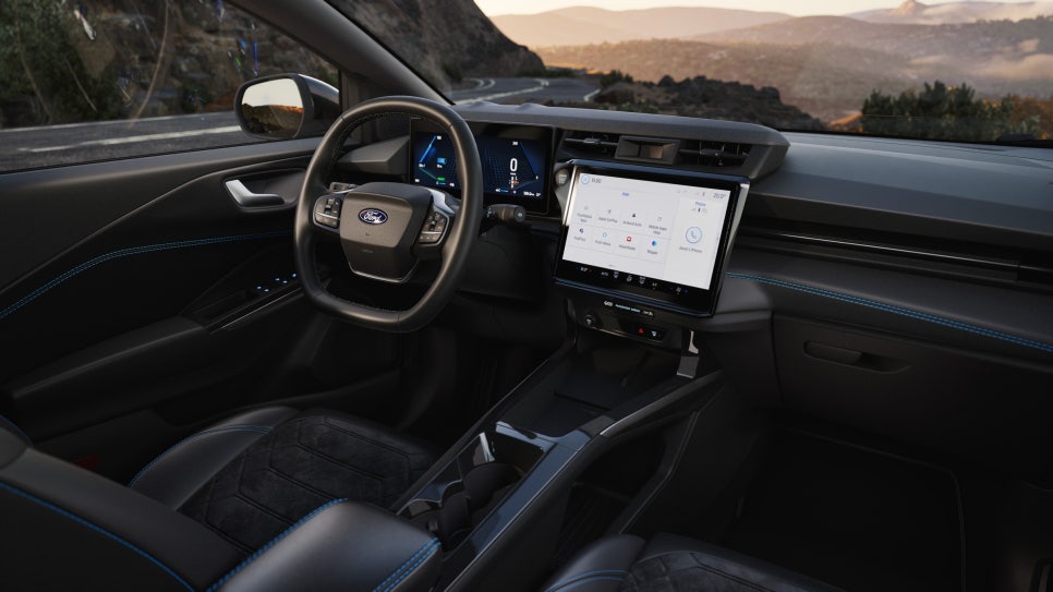 작은 SUV 바닥 아래에 145L가 더? 417km로 늘어난 포드 푸마 Gen-E