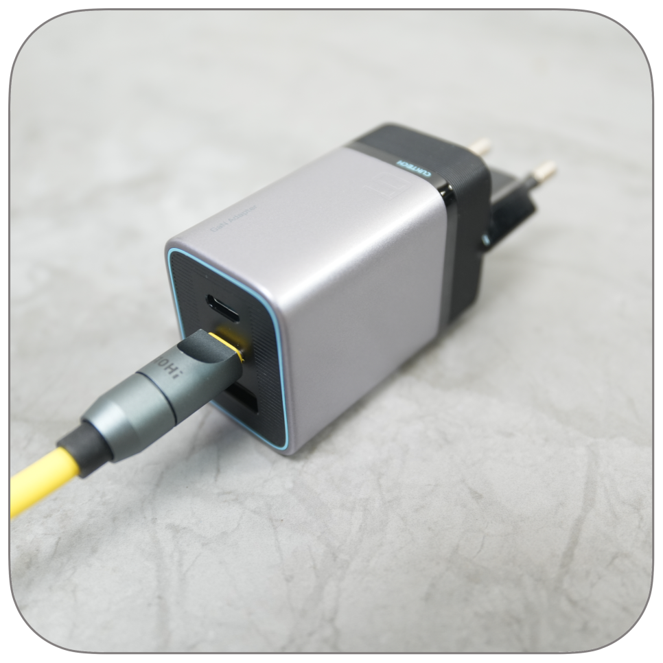 고속충전기 쿡테크 6 mini, 아이패드와 함께 쓰는 65W 멀티충전기
